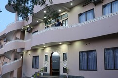 Sauhrudam Resort and Restaurant