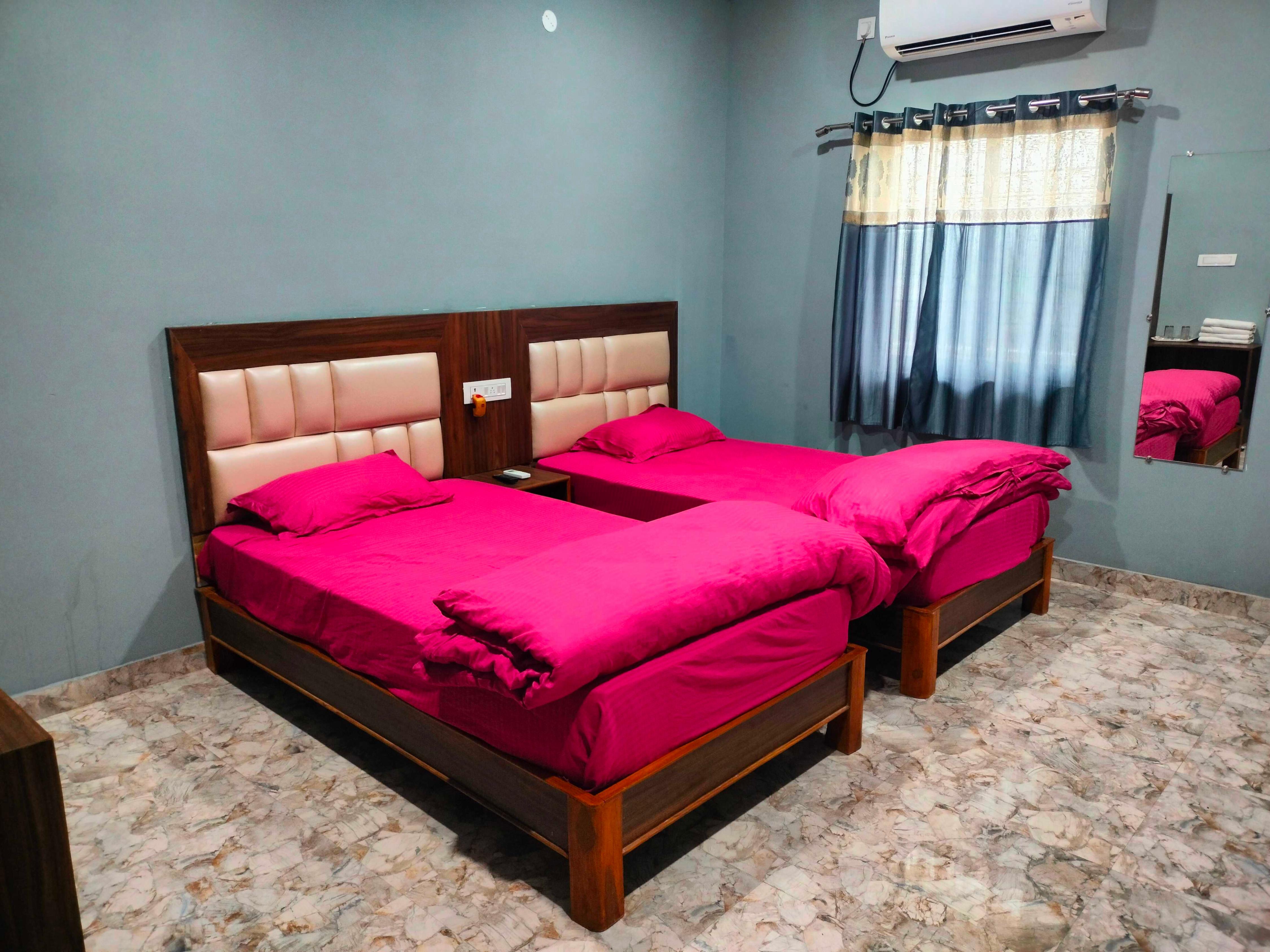 Hotel O Snug Inn Room Type - Classic