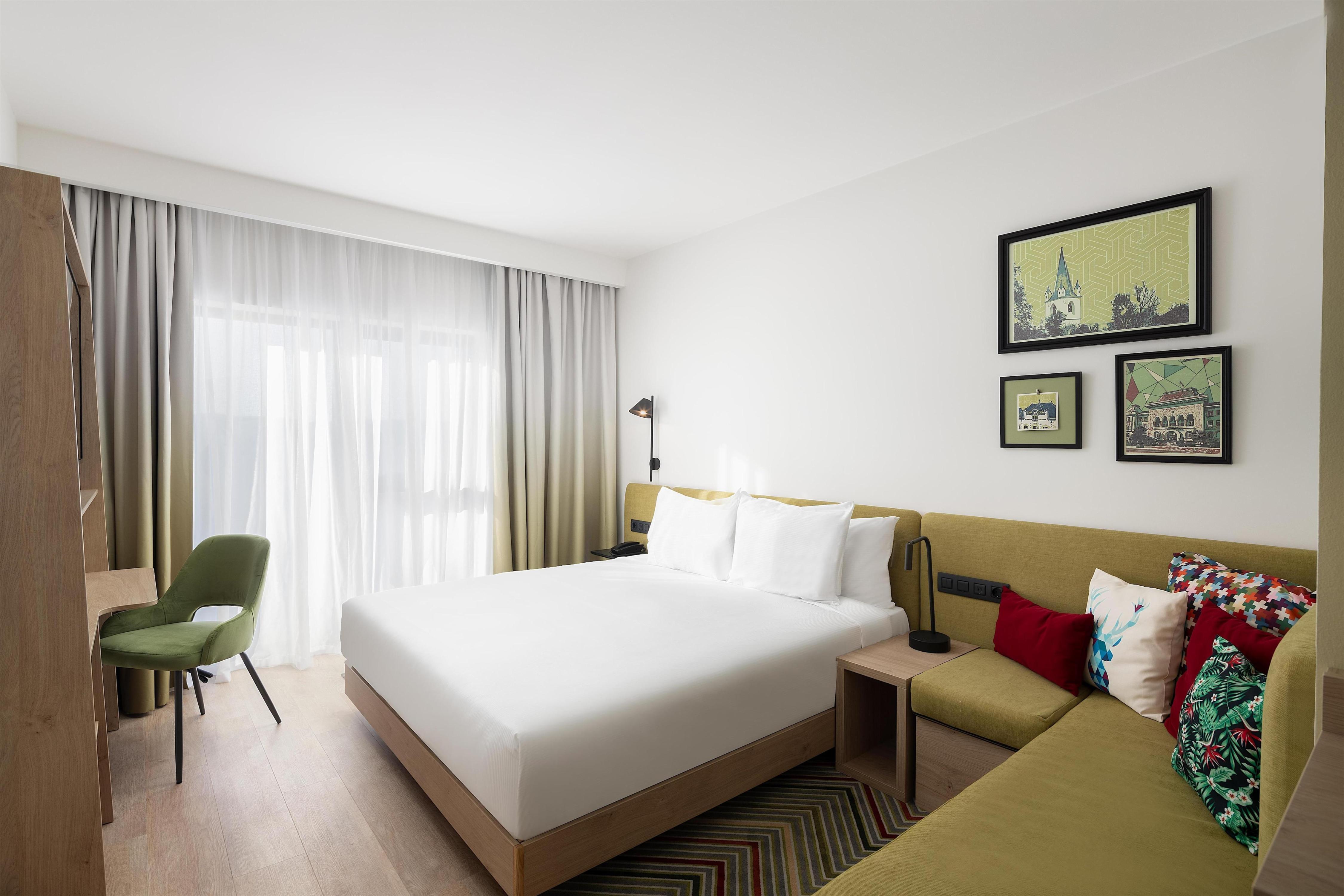 Hampton by Hilton Targu Mures - Tap to explore photos