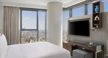 Conrad Bahrain Financial Harbour Room Type - KING TWO BEDROOM STE BAYVW