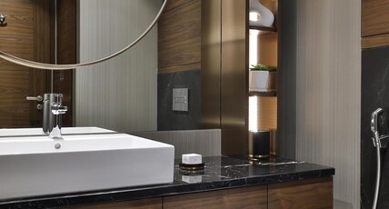 Conrad Bahrain Financial Harbour Room Type - KING ONE BDRM CRNR STE SKL