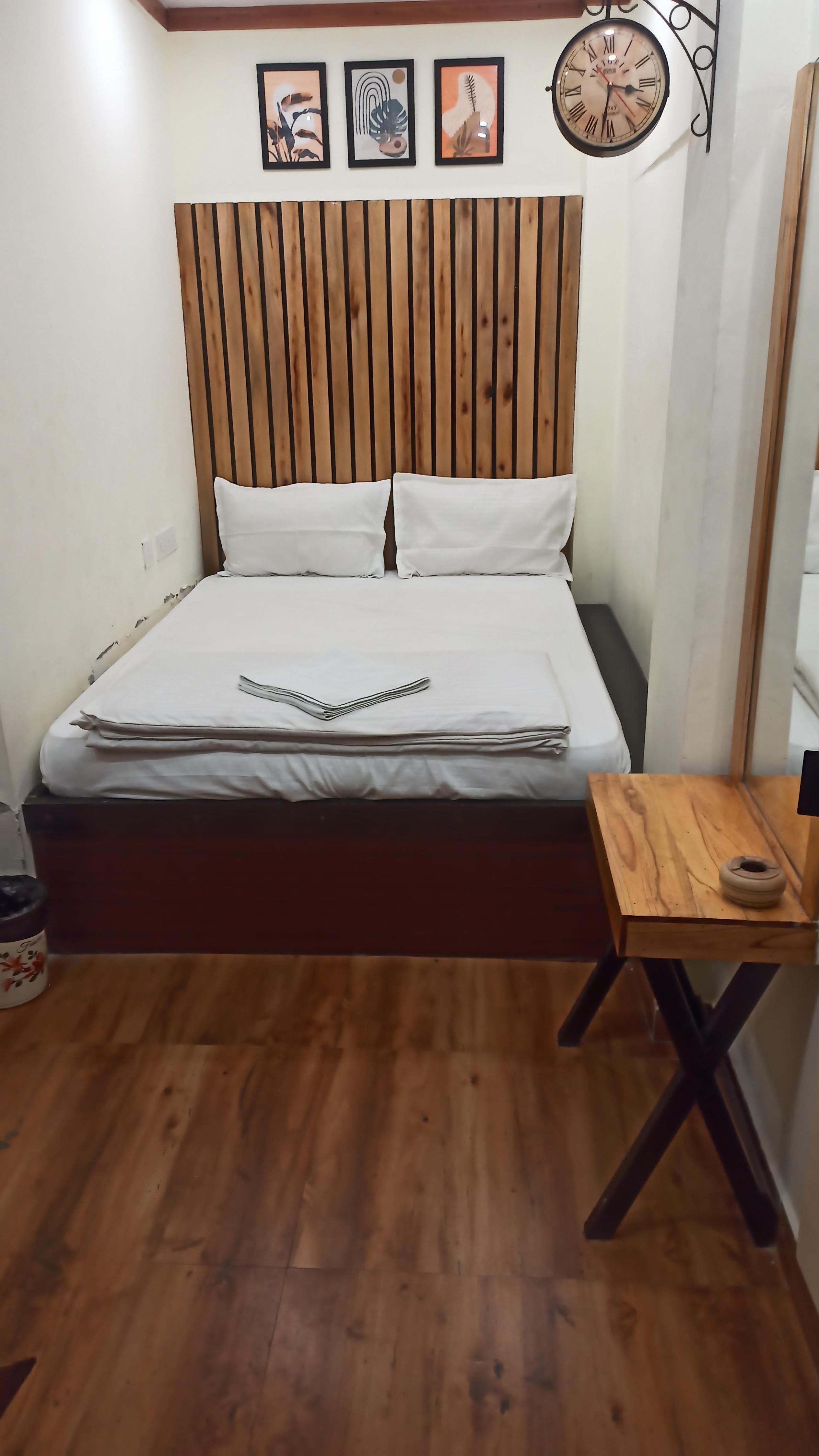 HOTEL CAPITAL RESIDENCY Room Type - Standerd Non A/C Room