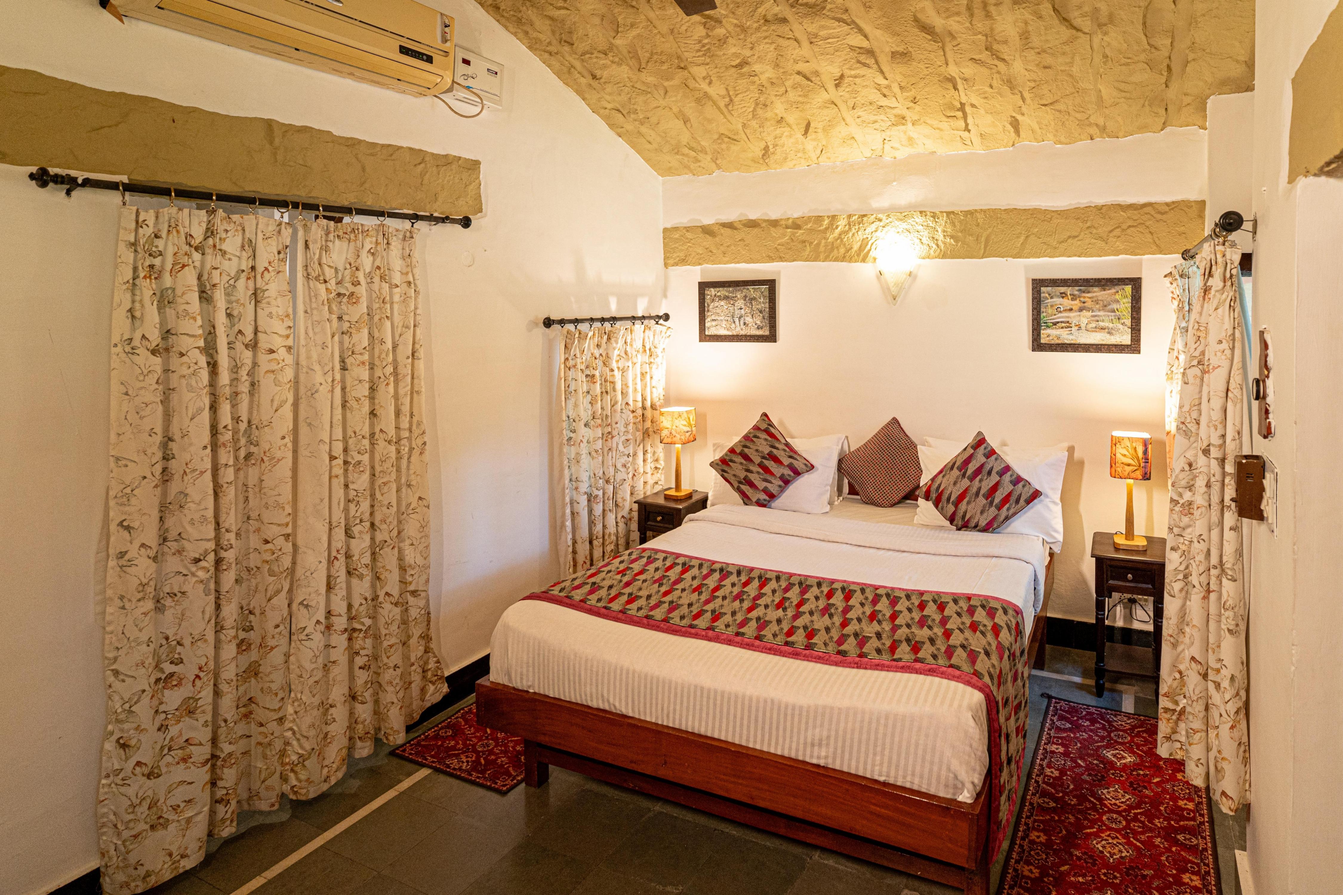 Leopard Lair Ananta Express, Bera - Tap to explore photos