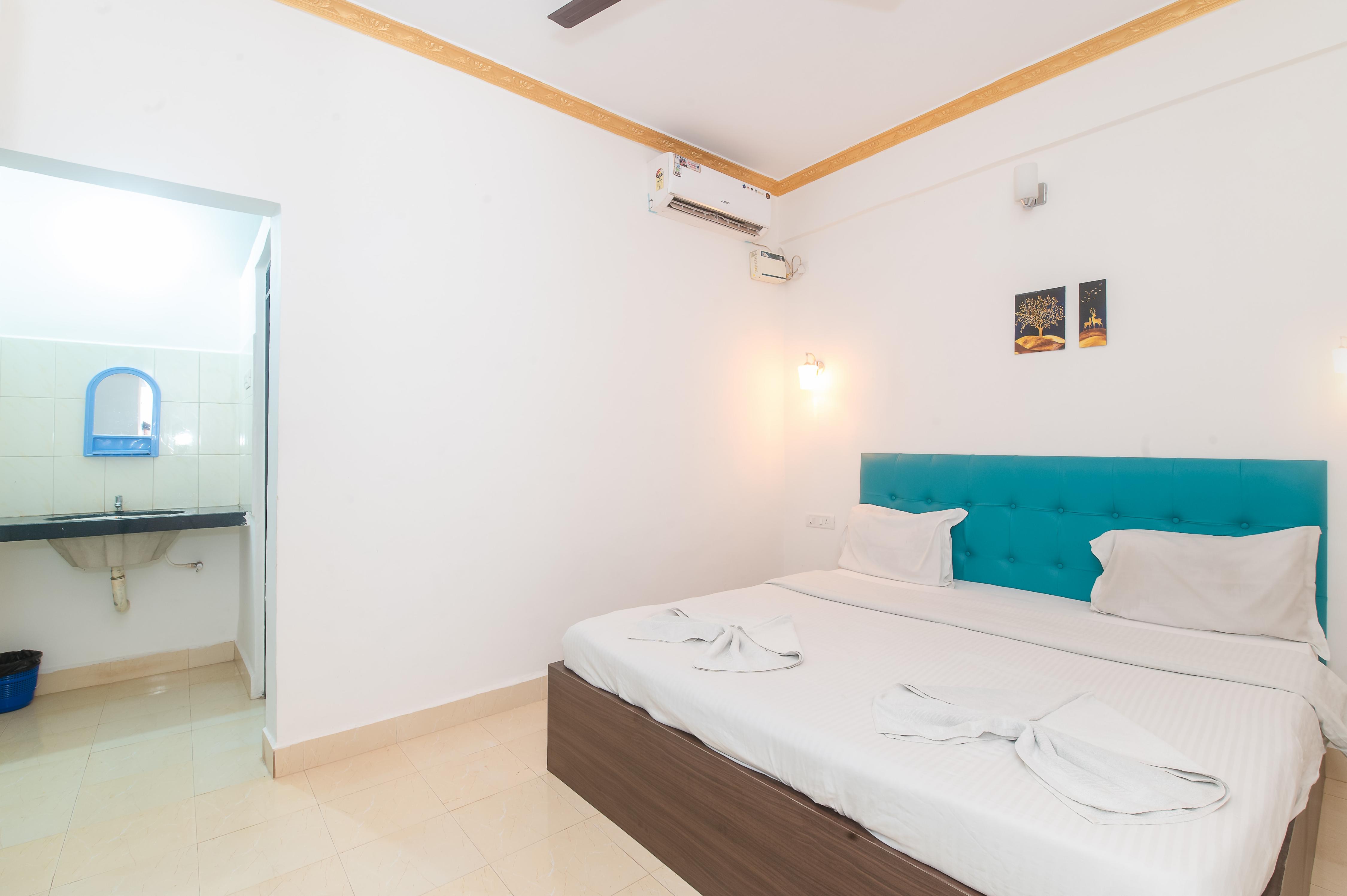 Rohit holiday Homes Room Type - Super Deluxe Room