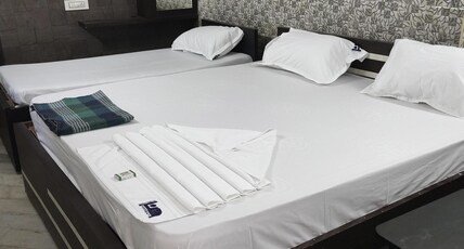 Karthikeya Residency Room Type - SUPERIOR AC ROOM