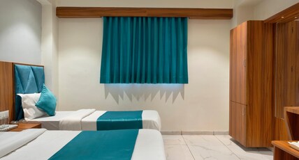 HOTEL ROYAL 21 Room Type - FAMILY FOUR BED ROOM HOTEL ROYAL 21 Room Type - FAMILY FOUR BED ROOM