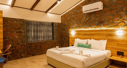 Ashoka Sarovar The Lake  Retreat Room Type - LAKE VIEW COTTAGE
