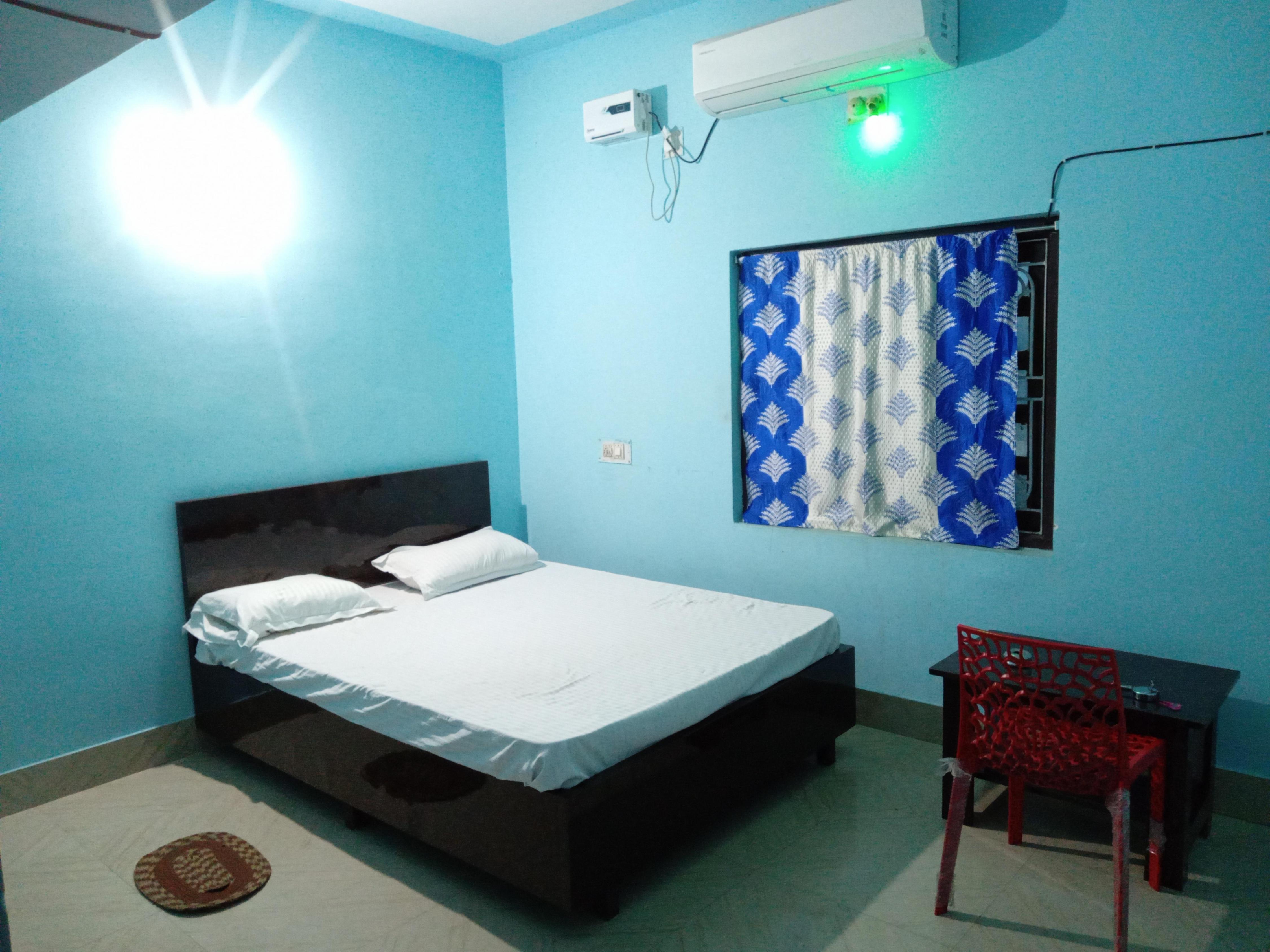 MALLI GUEST HOUSE & CONFERENCE HALL - Tap to explore photos