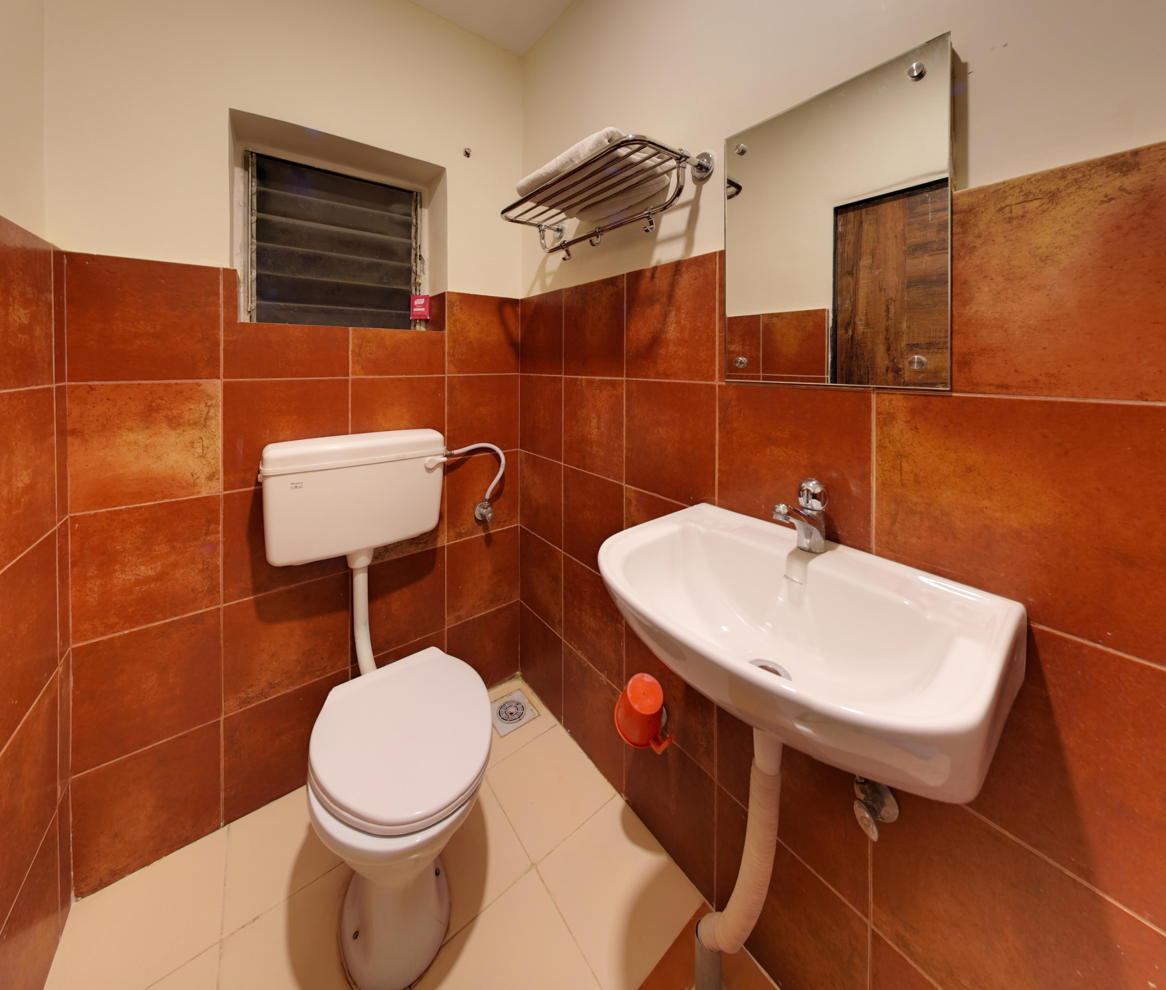 Hotel Parag Deluxe Kolhapur - Tap to explore photos
