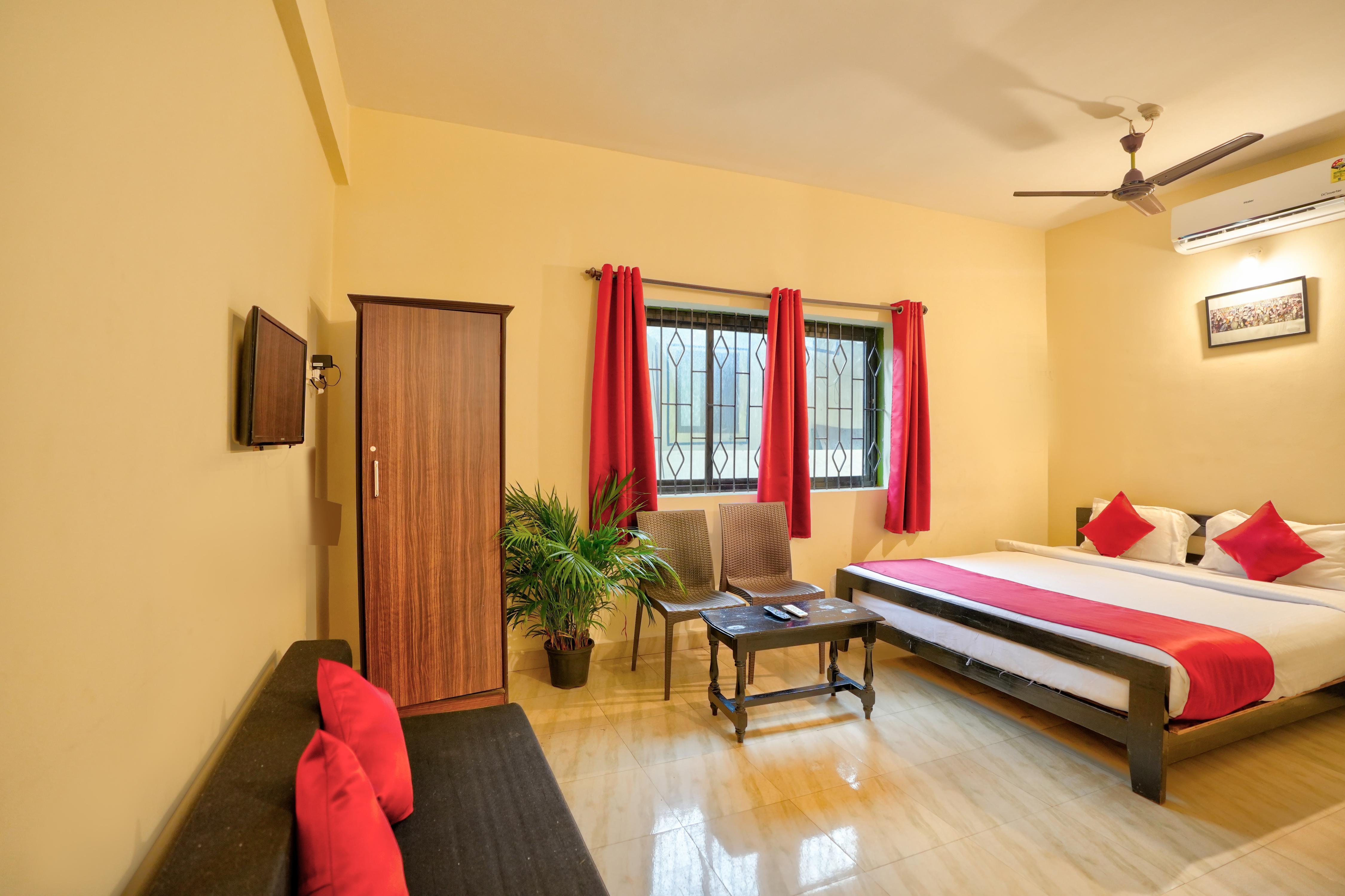 Hotel Salty Waves Baga Room Type - Triple room