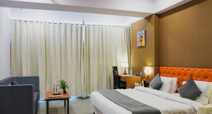 Hotel Downtown Room Type - Executive Room With Balcony