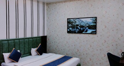HOTEL OM Room Type - Super deluxe room