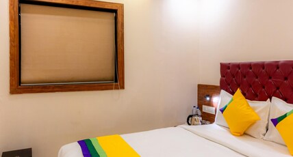Itsy Hotels Elegant Room Type - Economy Room