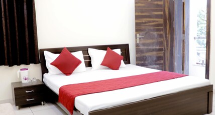 Hotel Jag Laxmi Palace Room Type - Deluxe Room