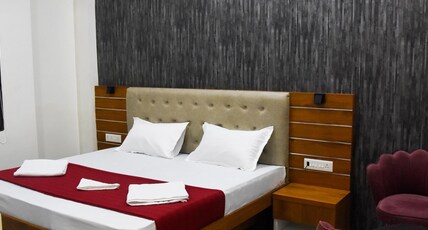 Ashirvad Hotel Room Type - Deluxe Suite