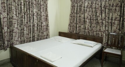 Hotel Woodlands Room Type - NON AC ROOM
