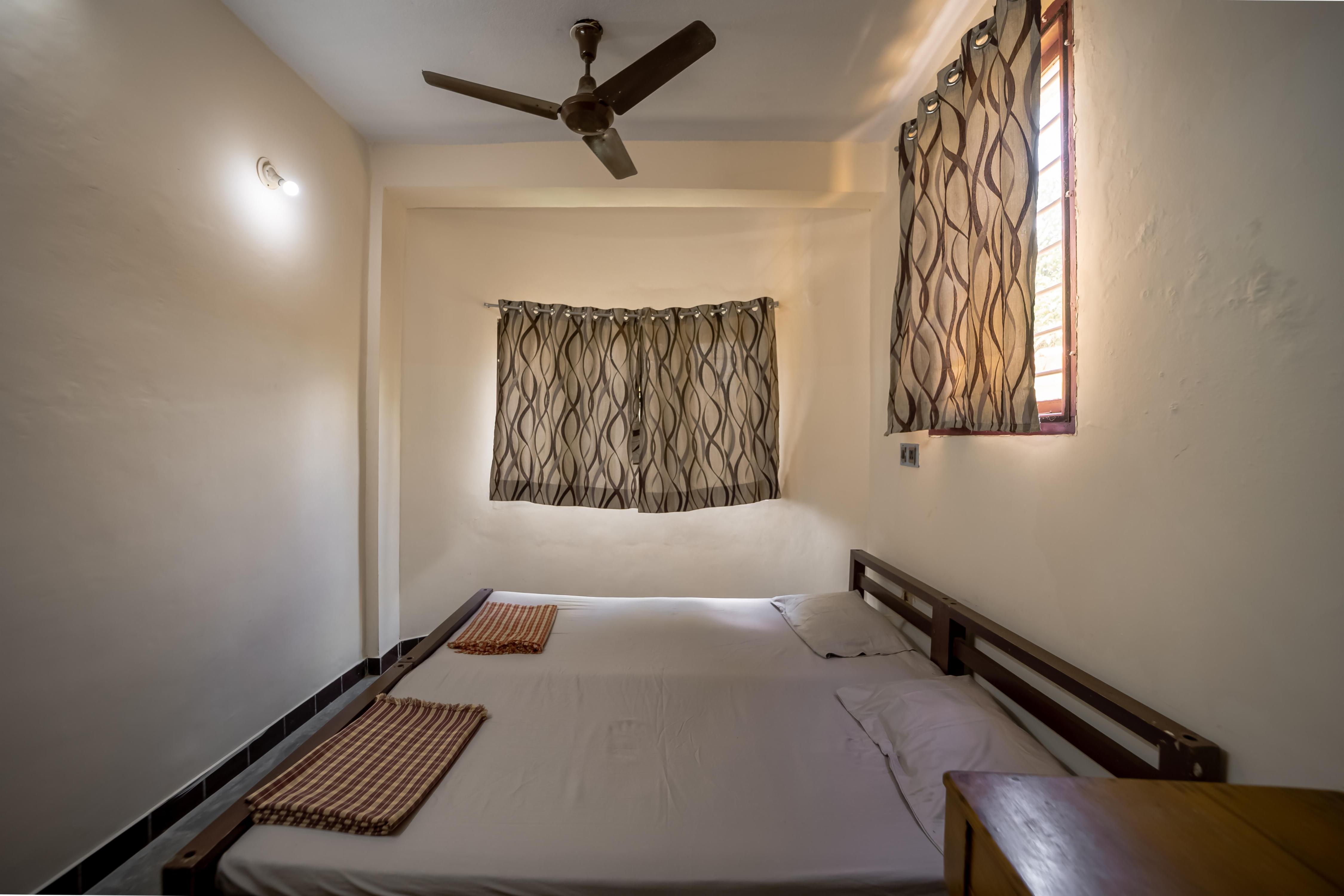 Sacar Guest House Pondicherry - Tap to explore photos