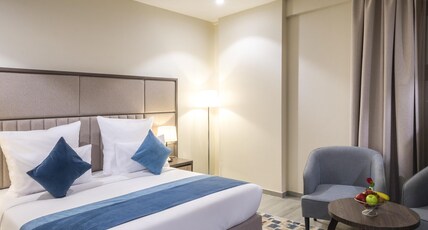 Enala Hotel Tabuk Room Type - Deluxe King Room