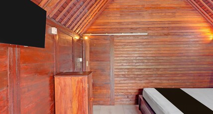 OYO 94782 Loka Loka Ubud Room Type - Suite Double