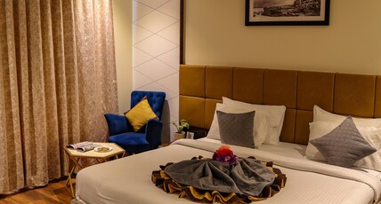 FOUR LEAF HOTEL - AKOSHA, VARANASI Room Type - Supreme Room Stupa View (King)