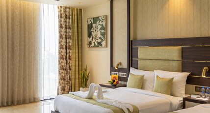 Royal Rawal - Luxury Boutique Hotel & Banquets Room Type - Family Suite Room Royal Rawal - Luxury Boutique Hotel & Banquets Room Type - Family Suite Room