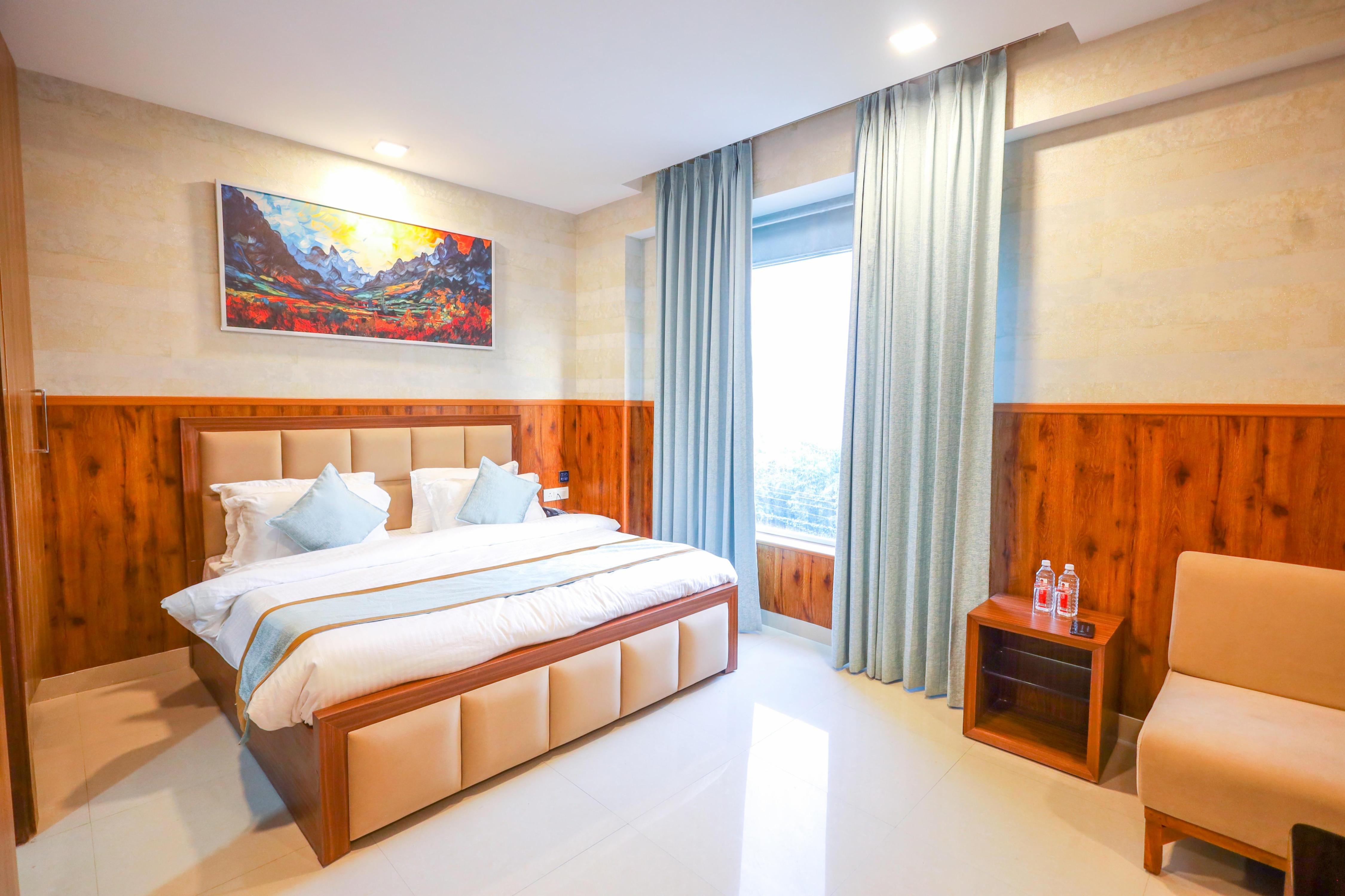 Clay Inn Hotel, Sohna Road, Sector 49, Gurugram - Tap to explore photos