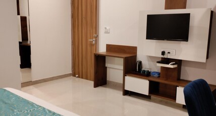 Zing Rooms by Guest house Suites Room Type - Zing Executive Studio