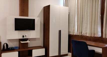 Zing Rooms by Guest house Suites Room Type - Zing Premier