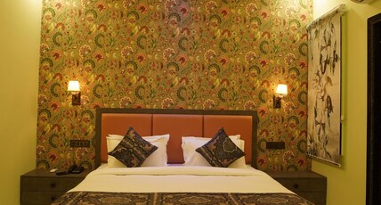 Hotel Vivan Palace Room Type - Standard Room (No View) Hotel Vivan Palace Room Type - Standard Room (No View)