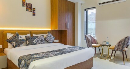 Hotel Nagina Heights  15 Min Distance from Golden Temple Room Type - Super Deluxe Room