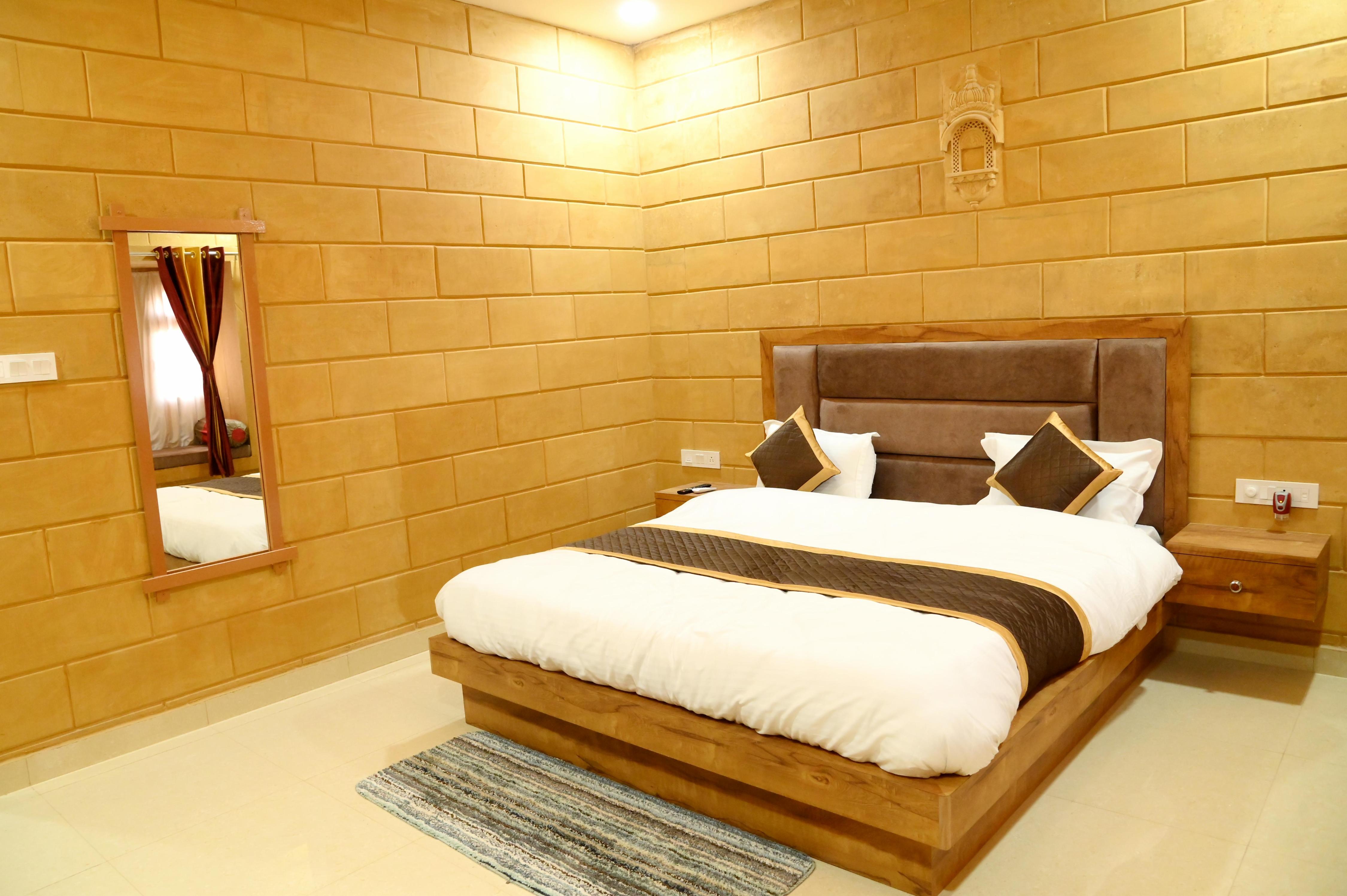 The Travel Bug Jaisalmer Room Type - Super Deluxe Double Room With Balcony