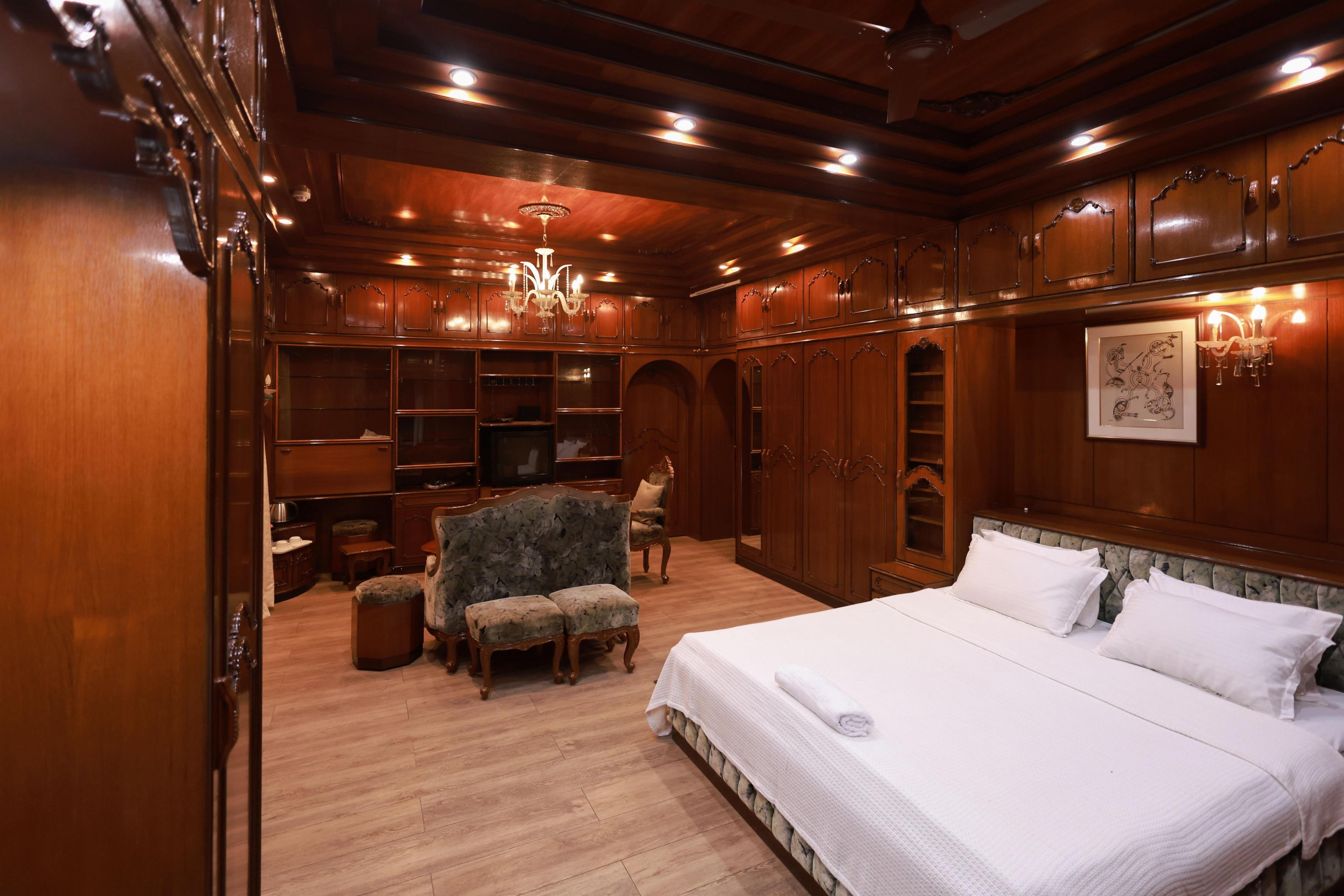 Corporate Guest House Room Type - Executive Suite