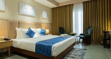 LUXO KOCHI Room Type - Junior Suite