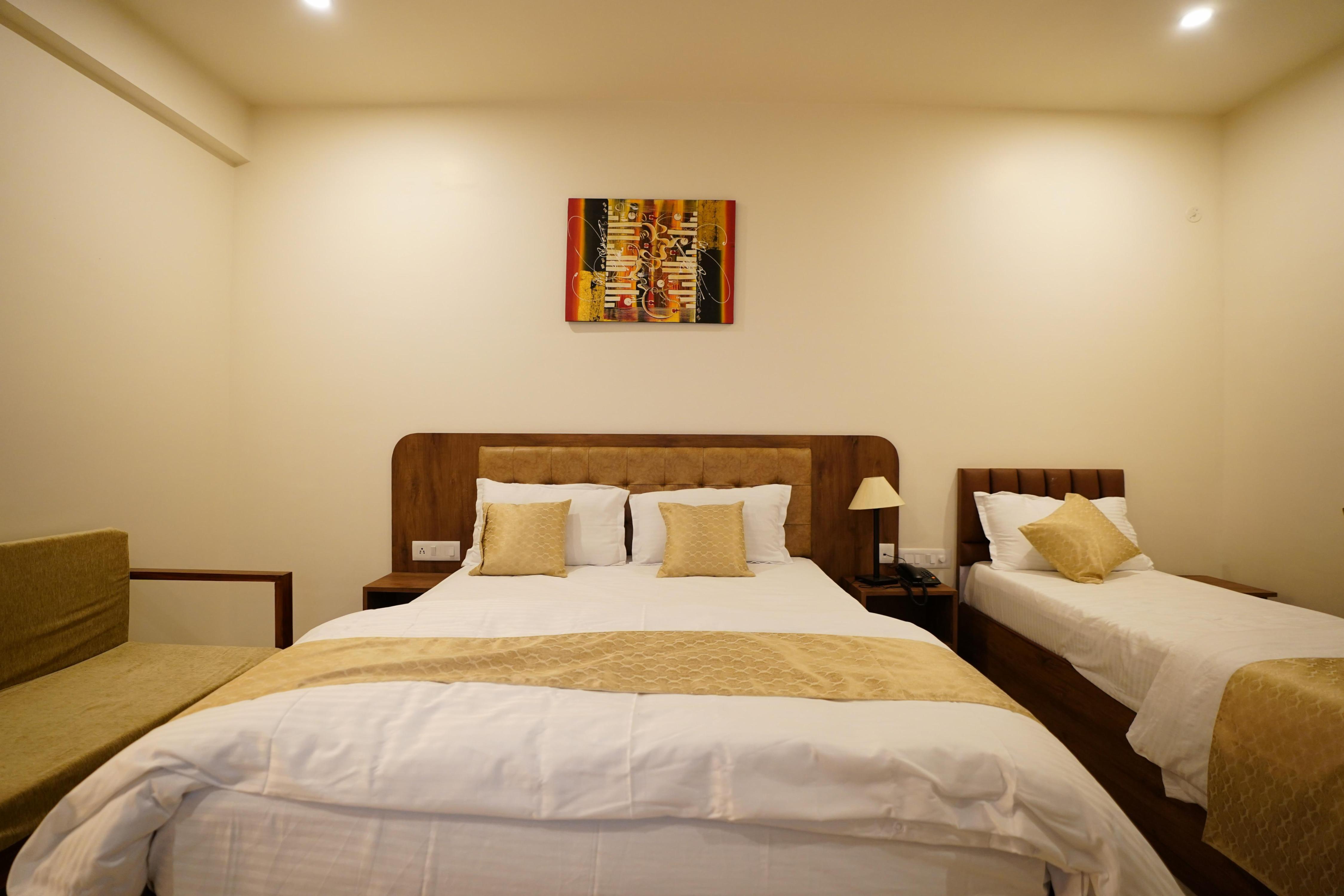 DrizzleDrop Inn Chennai - Tap to explore photos