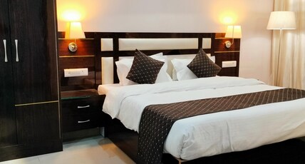 The RAI's Palace Hotels and Marriage hall Room Type - Deluxe King Room The RAI's Palace Hotels and Marriage hall Room Type - Deluxe King Room
