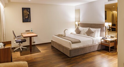 Hotel Golden Aura Room Type - Suite