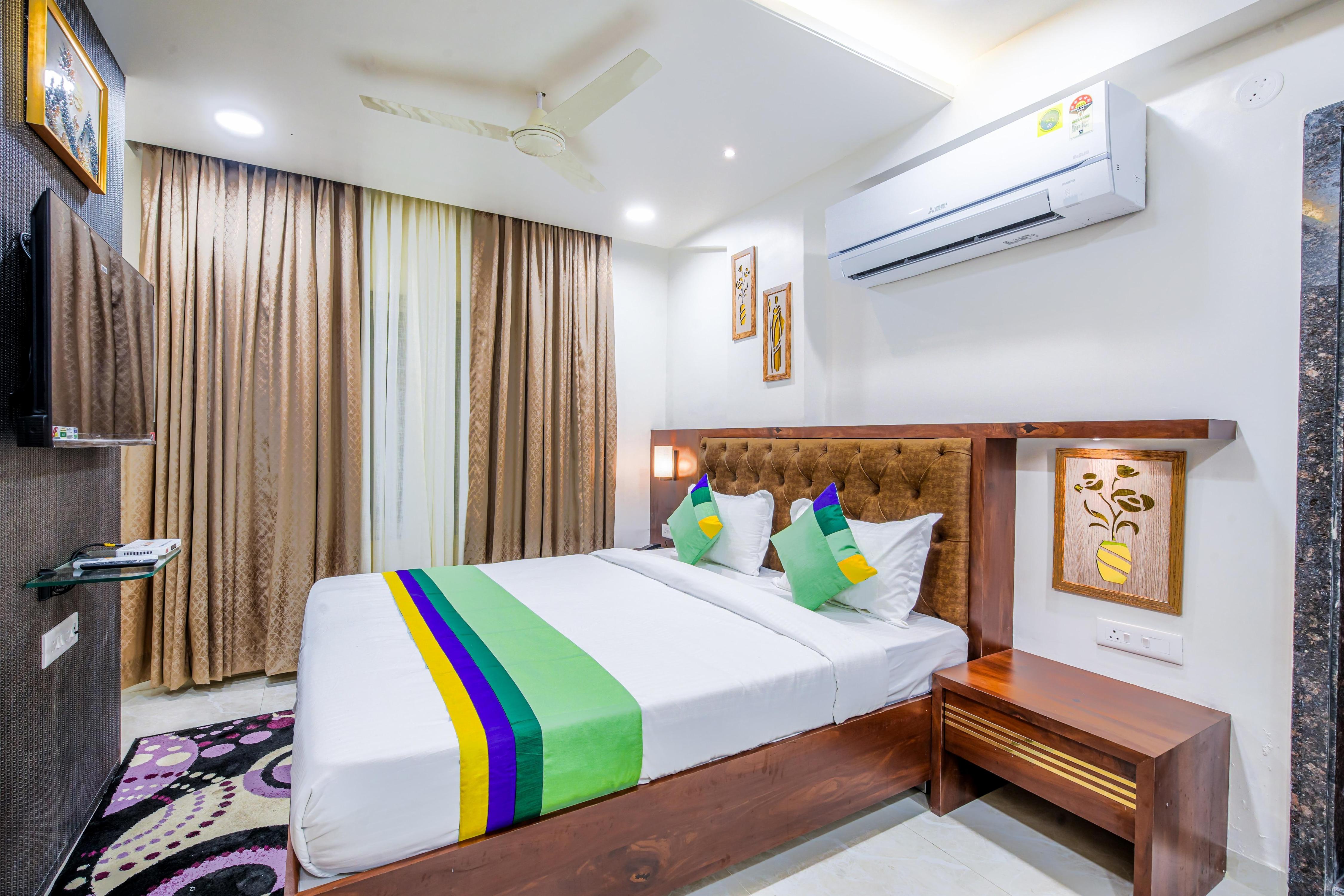 Treebo A1 Residency, Hingna T Point Room Type - Deluxe Room With City View