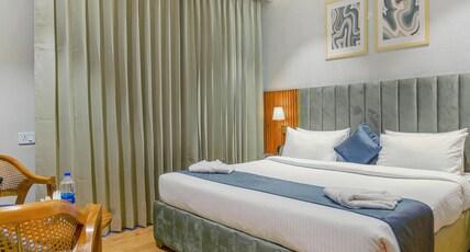 Hotel West Inn Premium Room Type - DELUXE ROOM Hotel West Inn Premium Room Type - DELUXE ROOM