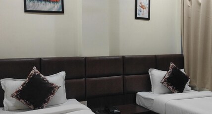 Hotel Paradise Room Type - Deluxe Twin Room