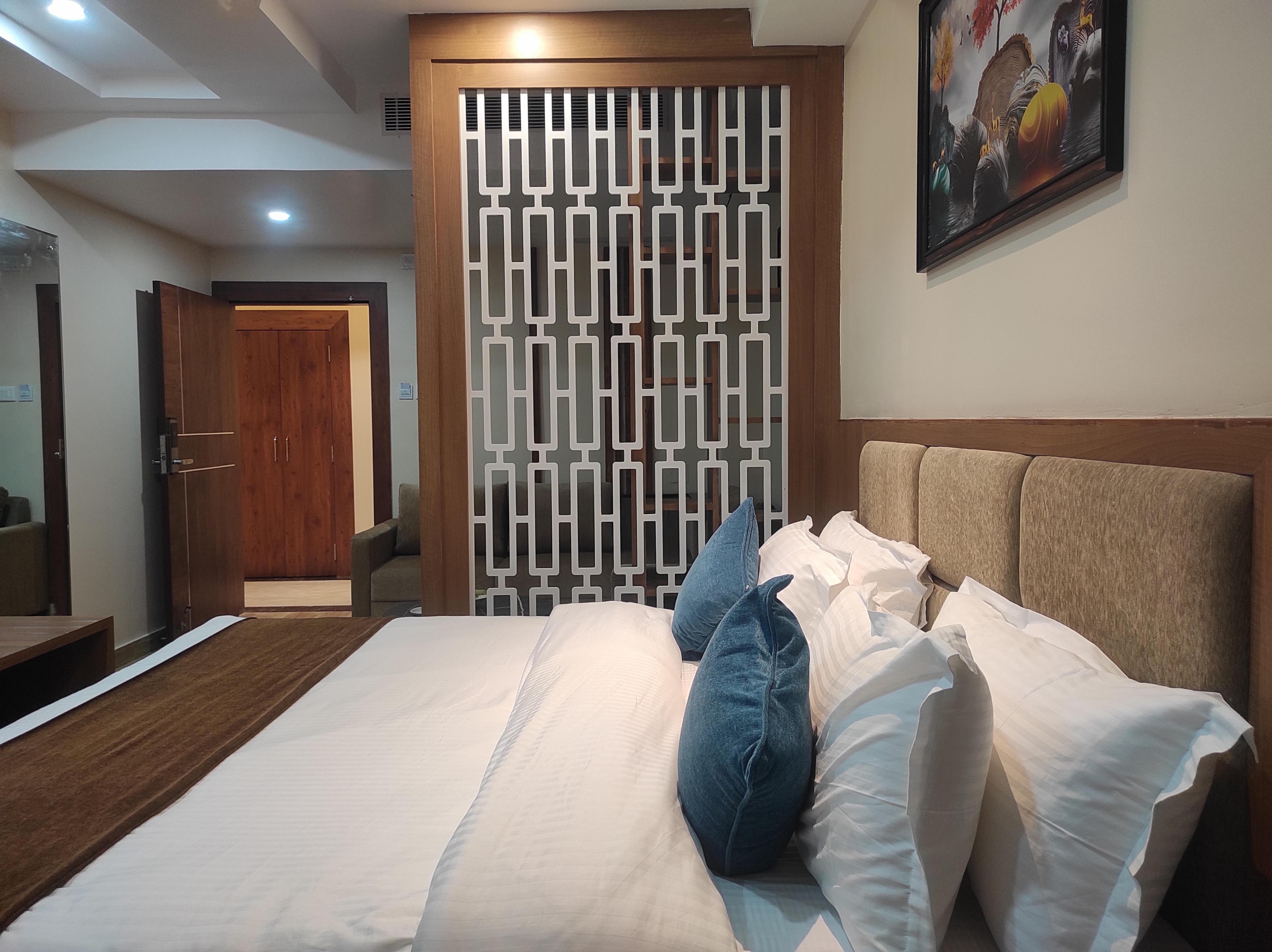 Hotel Kingdom Palace Room Type - Kingdom Suite Room