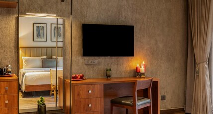 Sterling Athirappilly Room Type - River View Indulge Room With Balcony