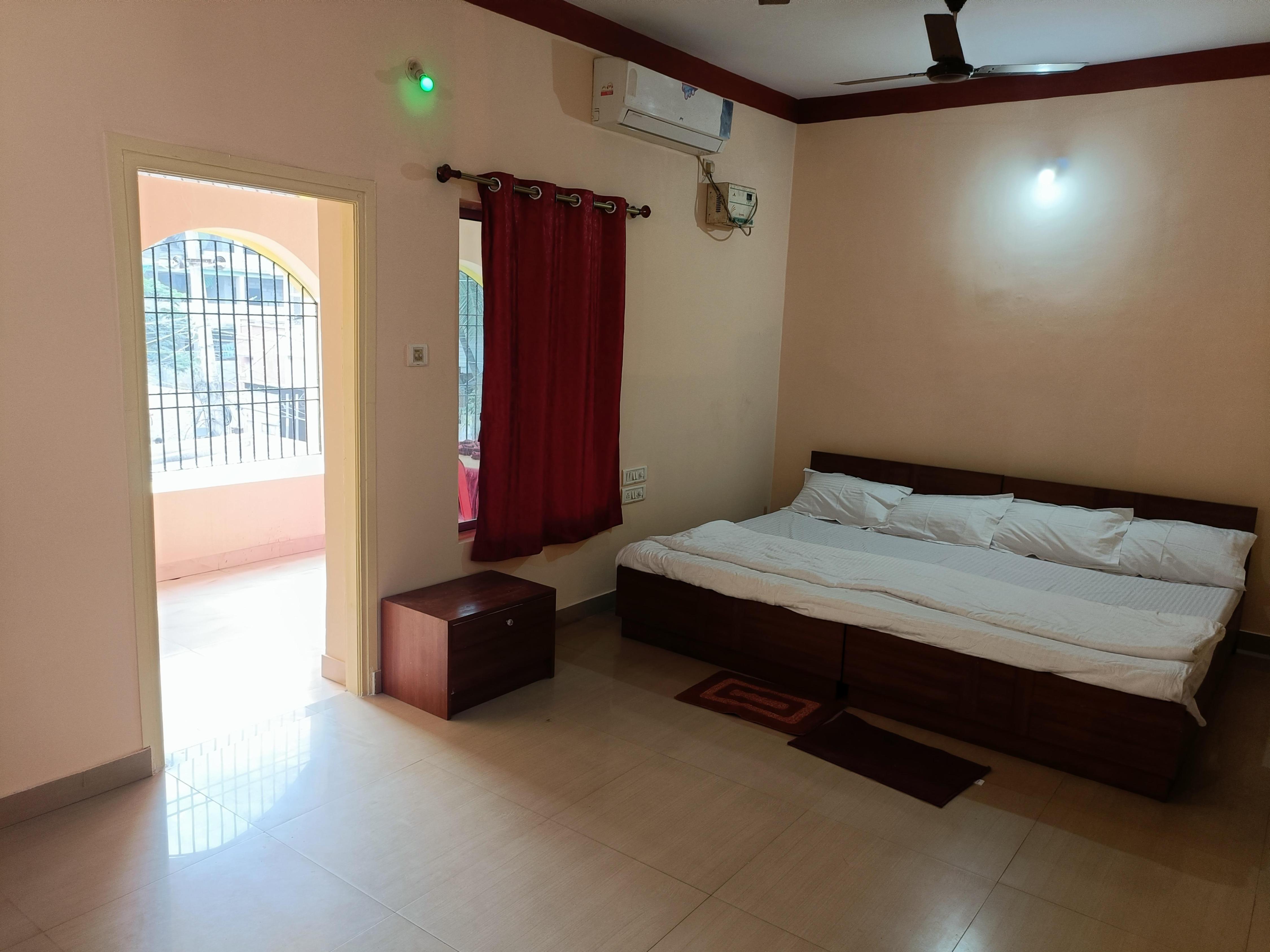 Hotel Balabhadra Niwas - Tap to explore photos