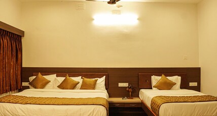 GREEN MOUNT RESORT Room Type - Elegance 4 Beded with Mount View-f2