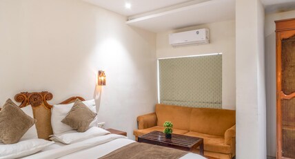 The White Seasons Room Type - Super Deluxe Room
