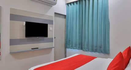 Hotel Premium villa Room Type - Deluxe AC Room