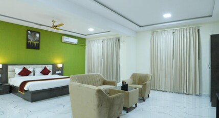 VIVIDUS SLEEK CN WINDSOR Room Type - Executive Room With Sofa