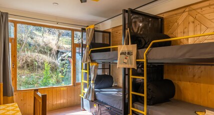 The Hosteller Manali, Old Manali Room Type - Bed in 4 Bed Mixed Dormitory