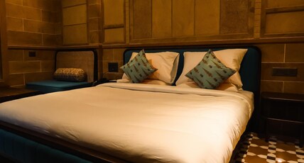 Guulab Haveli ( Opp Fort ) Room Type - Heritage Deluxe
