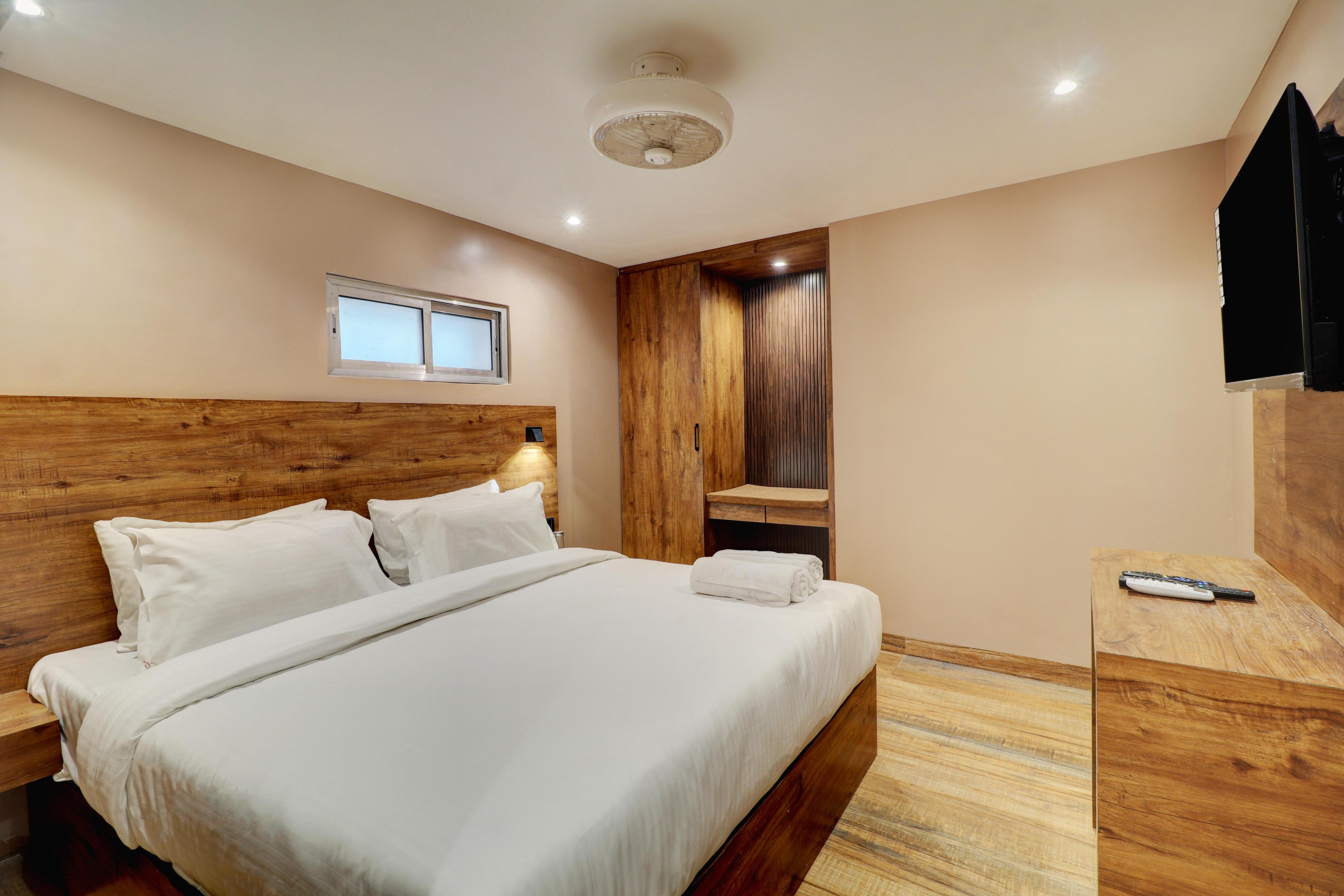 Hotel Embrace Inn Mumbai