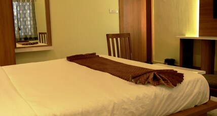Savitri Valley Resort Room Type - Ac Deluxe Double Bed Room